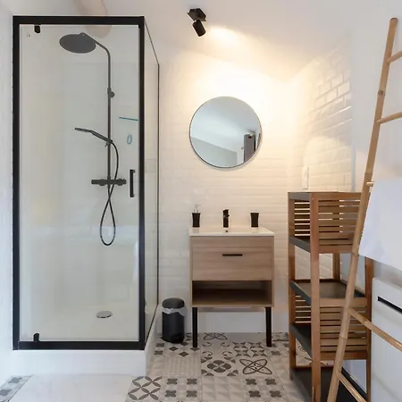 Chez Sylvie - Etonnante Maison Climatisee Dans Les Remparts Casa de Férias Aigues-Mortes
