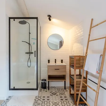 Chez Sylvie - Etonnante Maison Climatisee Dans Les Remparts * Aigues-Mortes