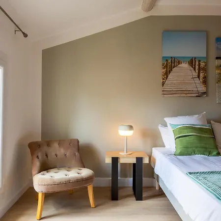 Chez Sylvie - Etonnante Maison Climatisee Dans Les Remparts